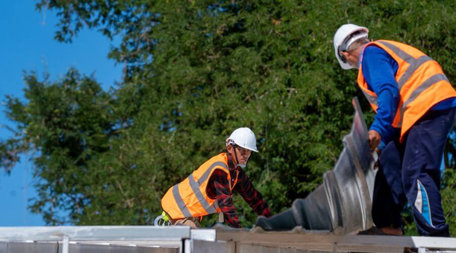 Professional residential roofers in Humphrey, NE